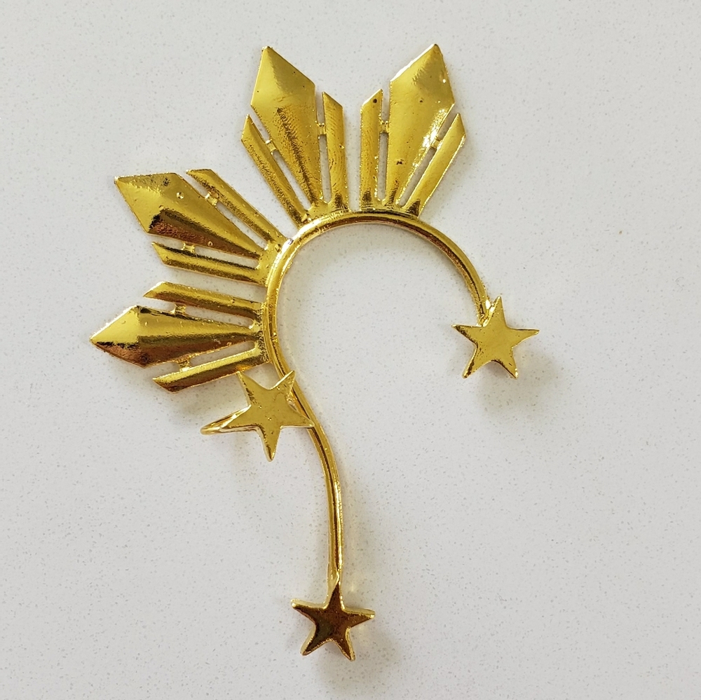 MissUniverse2018CatrionaGray Earcuff